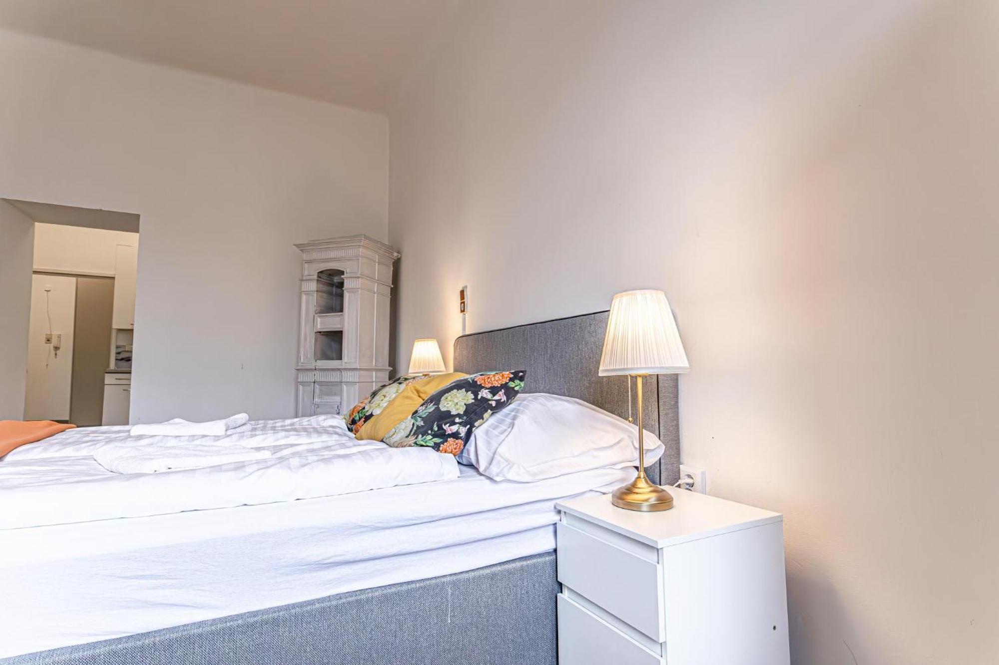 Gorgeous 1Br Apt Near Akh Hospital Wien Exteriör bild